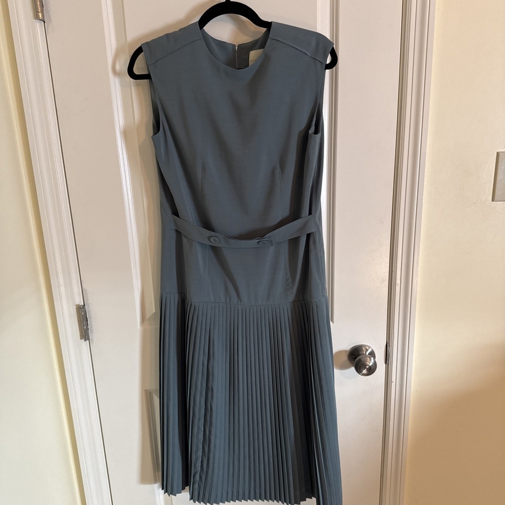 Monttotto Women's Green Pleated Dress Size Medium Work Wear Korean Designer